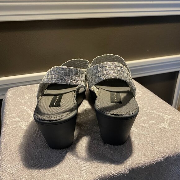 BOGO FREE Gold Pair with these Steve Madden Metallic Mesh Wedge shoes - Picture 4 of 5